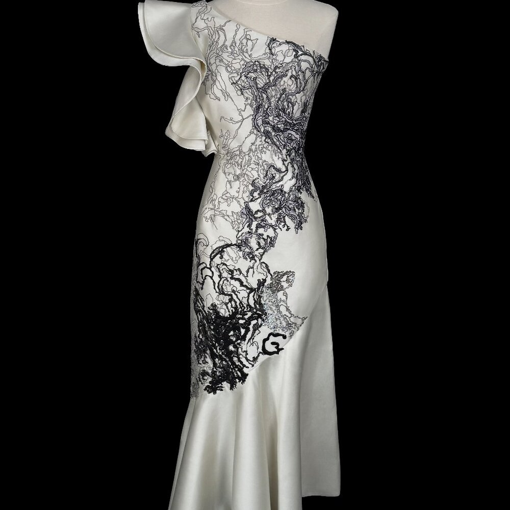 Brand New US 4 Saiid Kobeisy One Shoulder Ivory Black Embroidered Evening Gown